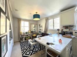Flat 3, 18, Wetherby Place, London SW7 4ND