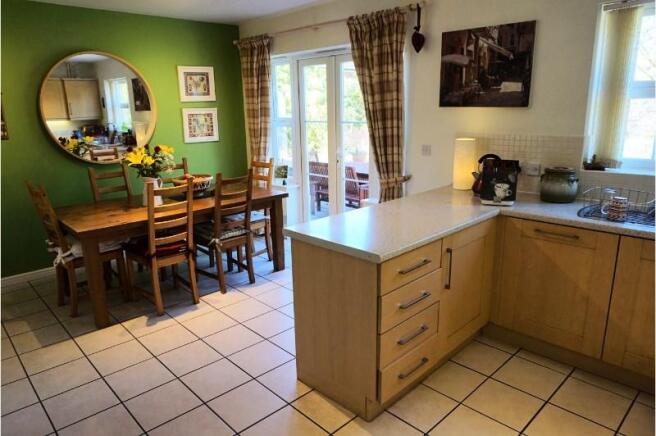 Kitchen / Breakfast