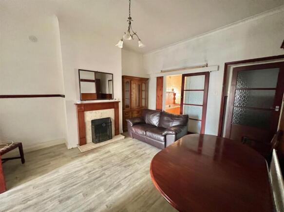 Bramleys Estate Agents - Ray Street - Auction - Hu