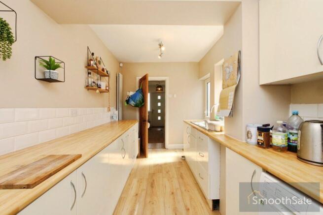 3 bed Semi-Detached for sale Image 12