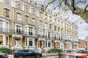 Flat 9, 4, Vicarage Gate, London W8 4HH