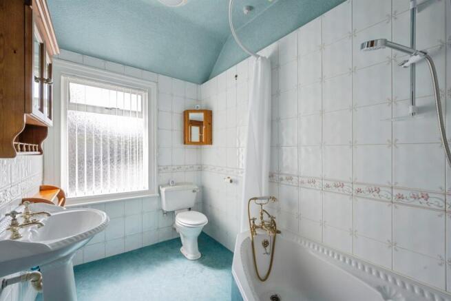 2 bed Detached Bungalow for sale Image 10