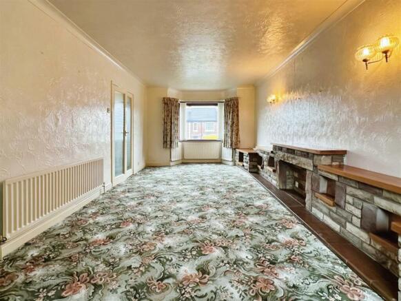 Lving / Dining Room