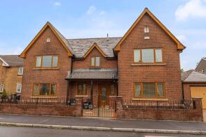 10, Llynfi Court, Maesteg CF34 9NJ