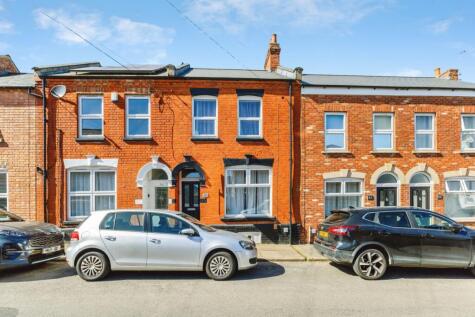 Junction Road, Northampton, Northamptonshire, NN2