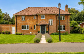 6, Cunliffe Close, Epsom KT18 6EG