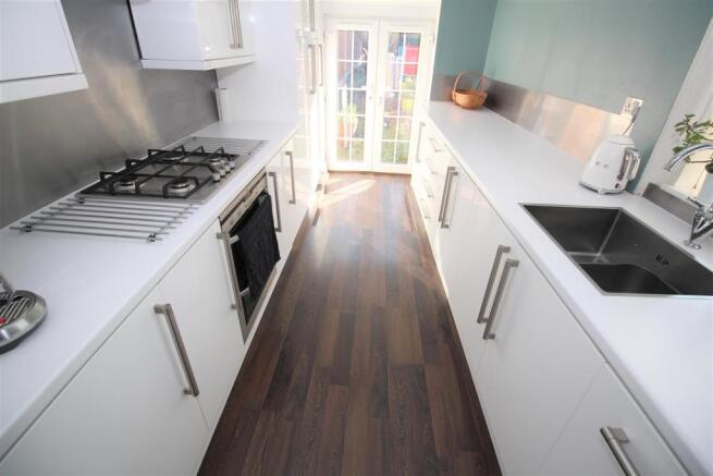 kitchen 2.JPG