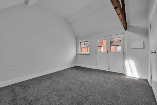 Flat 2, 47a Brook Street, Warwick, CV34 4BL photo 4