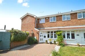 79, Rosecroft Gardens, Swadlincote DE11 9AF