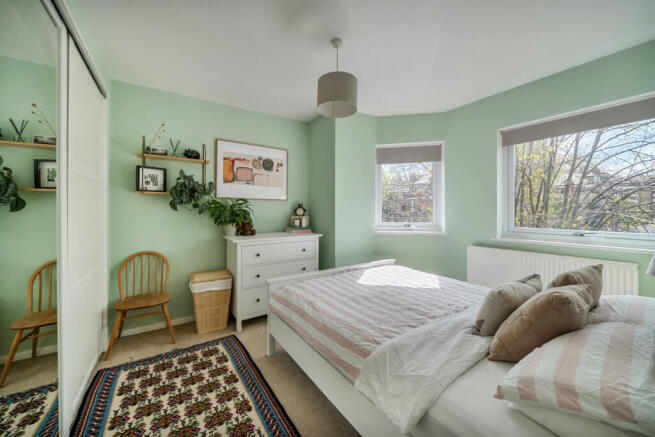 1442718-10-69dcf7...