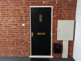 115, Lyde Green, Halesowen B63 2PS