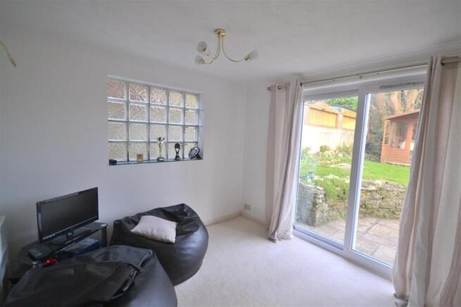 Sitting Room.JPG