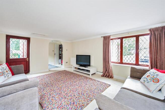 22 Poppyfield Court-