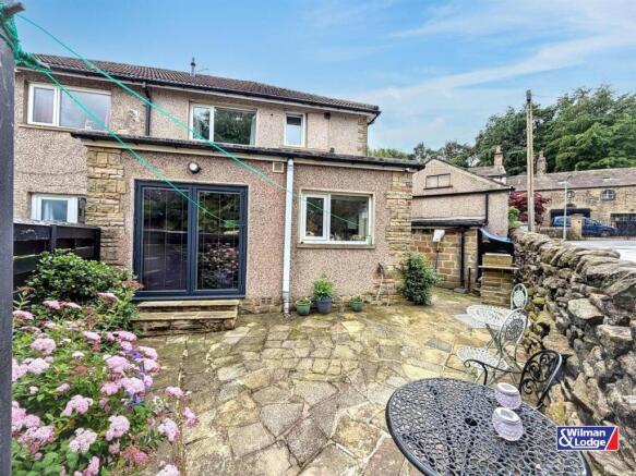 3 bed Semi-Detached for sale Image 2