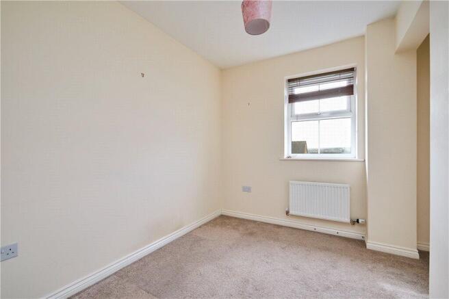 4 bed Detached for sale Image 10