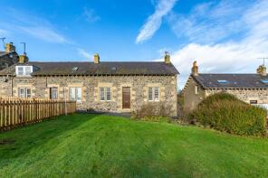5, Baillieknowe Farm Cottages, Stichill TD5 7TB