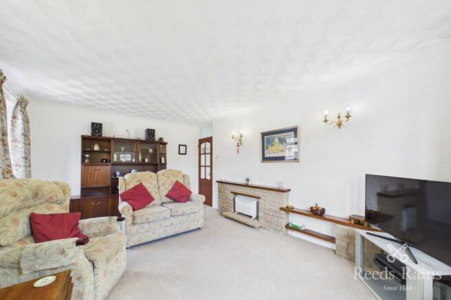 3 bed Bungalow for sale Image 4