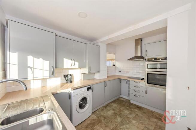 Solway Avenue, 1-021.JPG