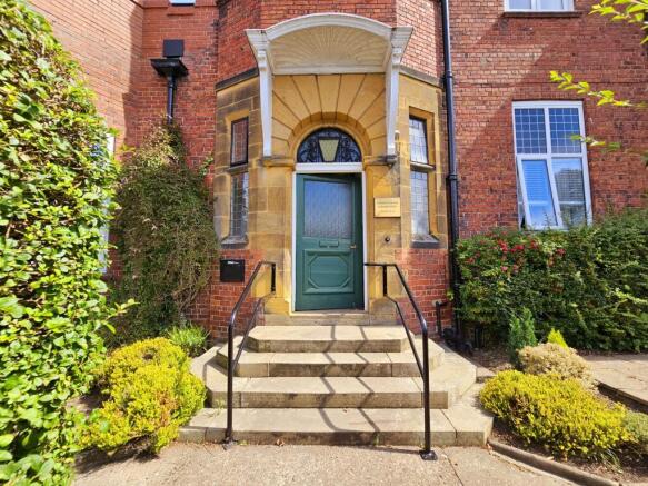 1 bed Flat for sale Image 12