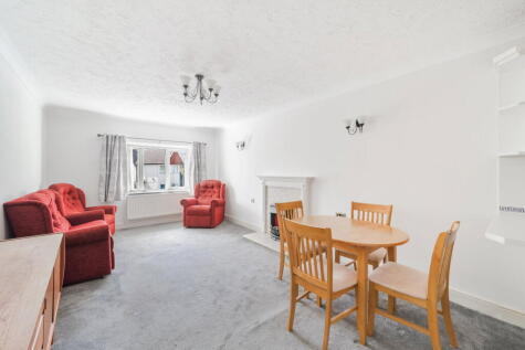 Beatrice Road, Oxted, RH8 0QH