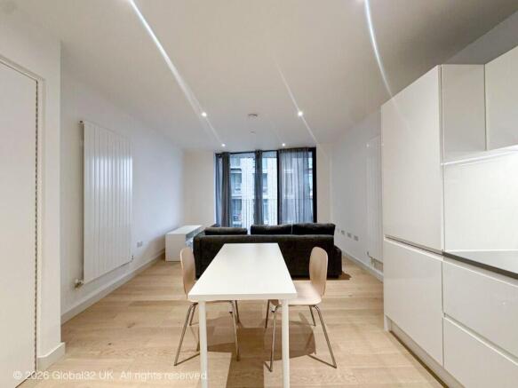 Living/Kitchen/Dinin