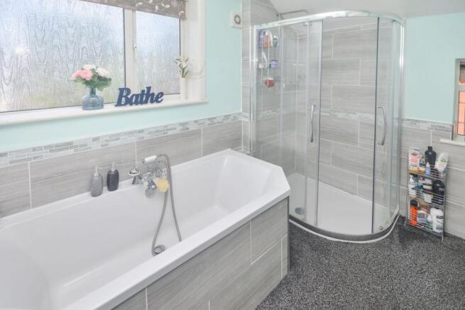 Family Bathroom / Shower Room / WC