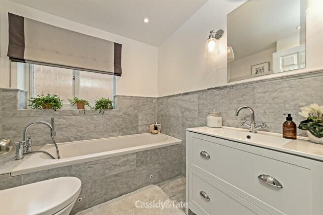 3HousefieldWay-30.jpg