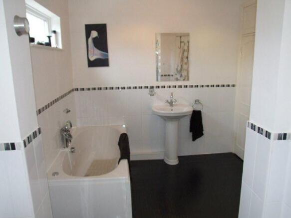 Photo 9