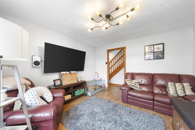 3 bed Terraced for sale Image 11