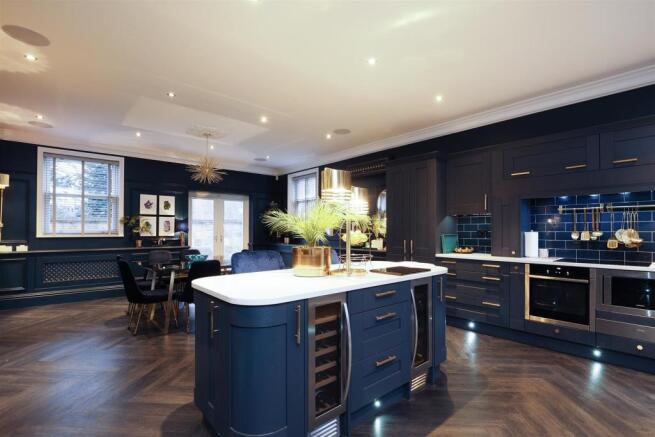 Kitchen/Dining Room