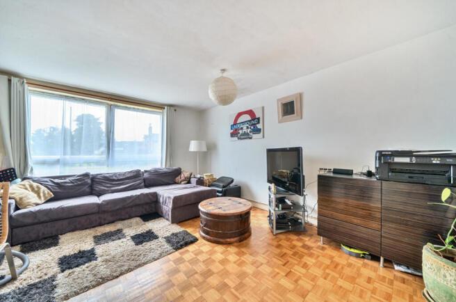 1304773-7-684b08c...