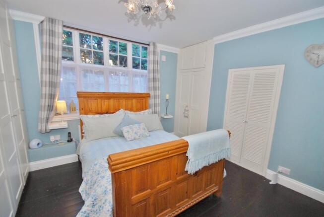 bed 1