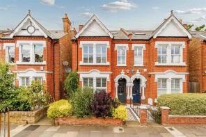 35, Stuart Road, London W3 6DG