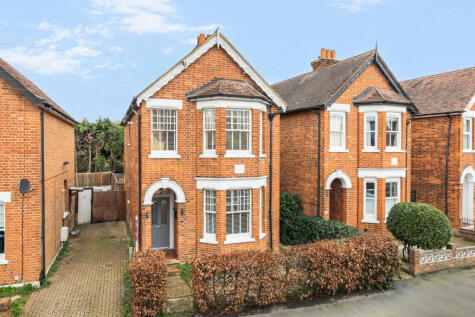 Oakdale Road, Weybridge, KT13