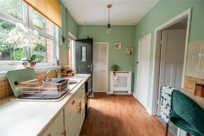 Kitchen (2)