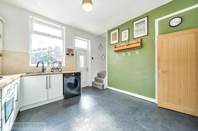 2 bed Terraced for sale Image 9