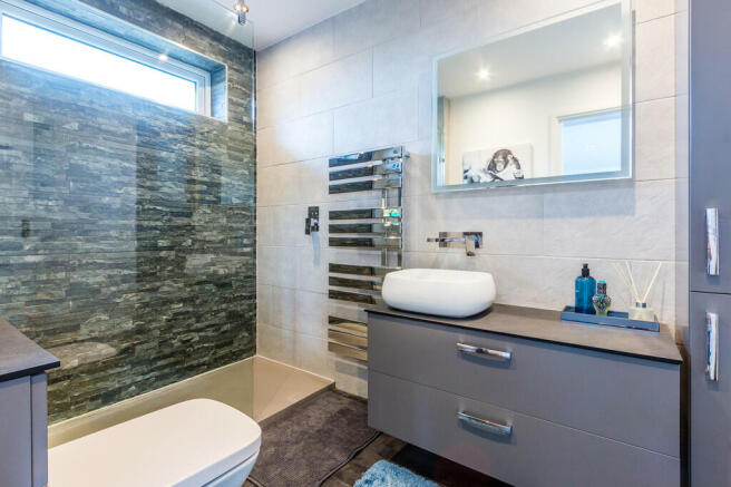 En Suite Shower R...