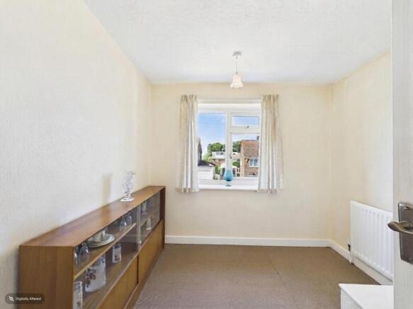 3 bed Semi-Detached for sale Image 12