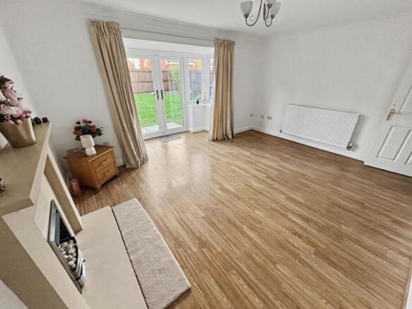 Newby Close, Bury, BL9 photo 4