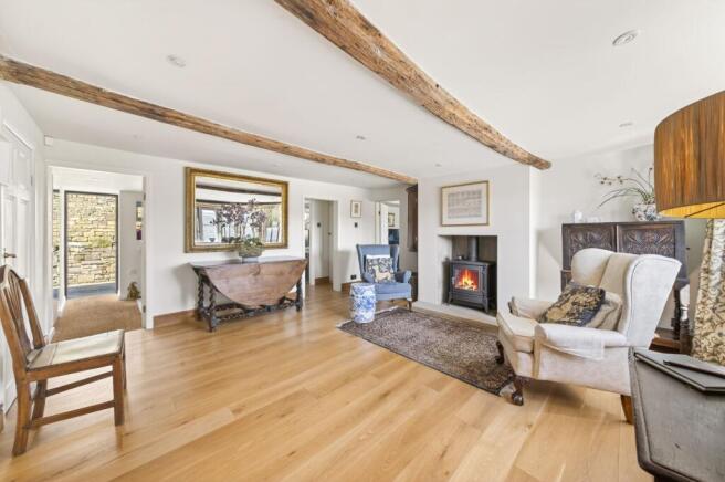 4 bed Detached for sale Image 6