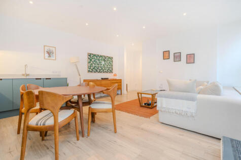 Elm Grove, London