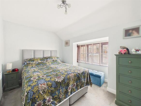 2 bed Terraced for sale Image 5