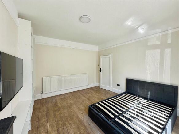 Bedroom (2)