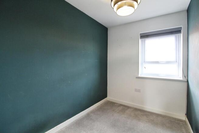 3 bed Semi-Detached for sale Image 10