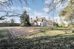 2, Firtree Cottages, Stone Road, Colchester CO7 7TX