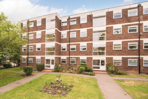 Pinewood Grove, Ealing