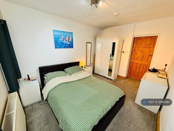Large Bedroom