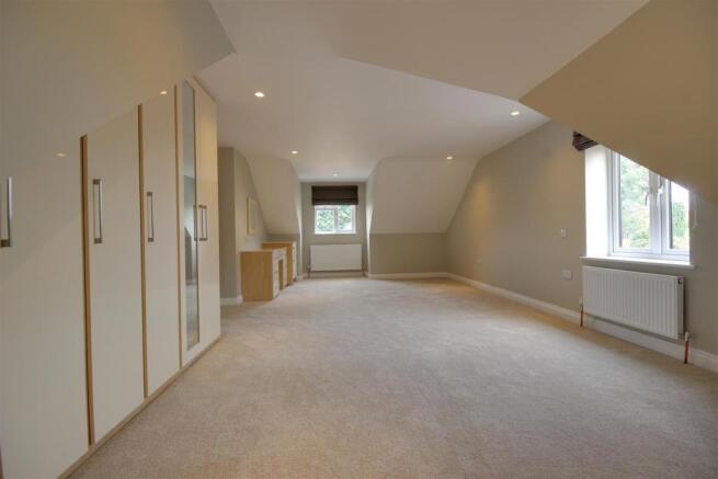 Bedroom 1 - Alternative View