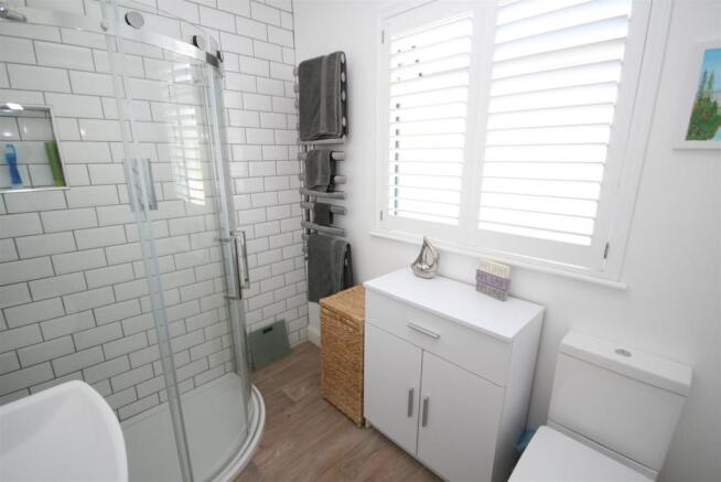 Shower room.JPG