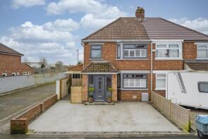 58, Wheeler Avenue, Stratton St Margaret, Swindon SN2 7HH